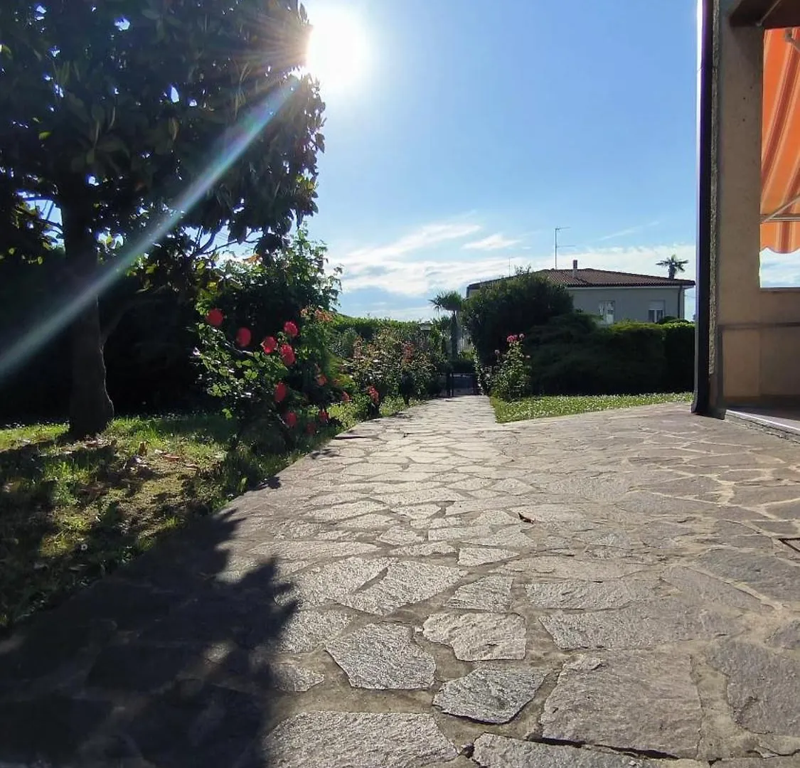 Casa Viale Delle Rose Apartment Lazise Italy
